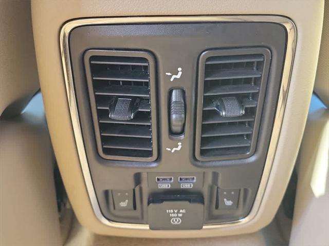 used 2017 Jeep Grand Cherokee car, priced at $18,506
