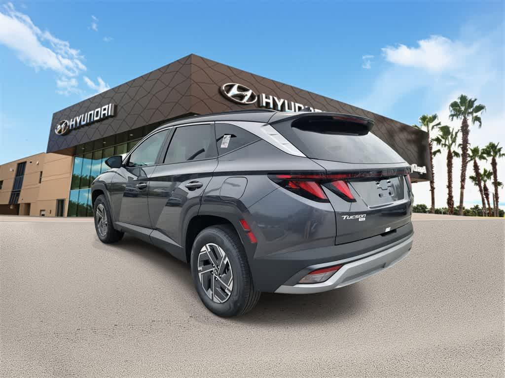 new 2025 Hyundai TUCSON Hybrid car, priced at $35,575