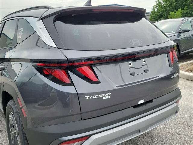 new 2025 Hyundai TUCSON Hybrid car, priced at $35,575