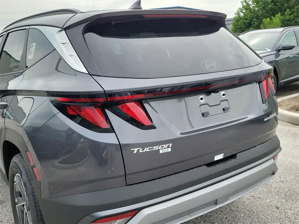 new 2025 Hyundai TUCSON Hybrid car, priced at $35,575