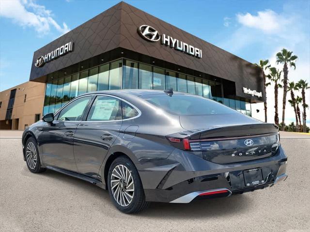new 2025 Hyundai Sonata Hybrid car, priced at $39,525
