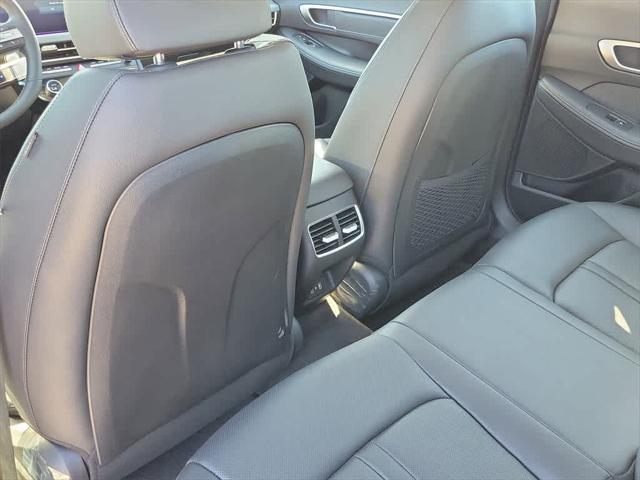 new 2025 Hyundai Sonata Hybrid car, priced at $39,525