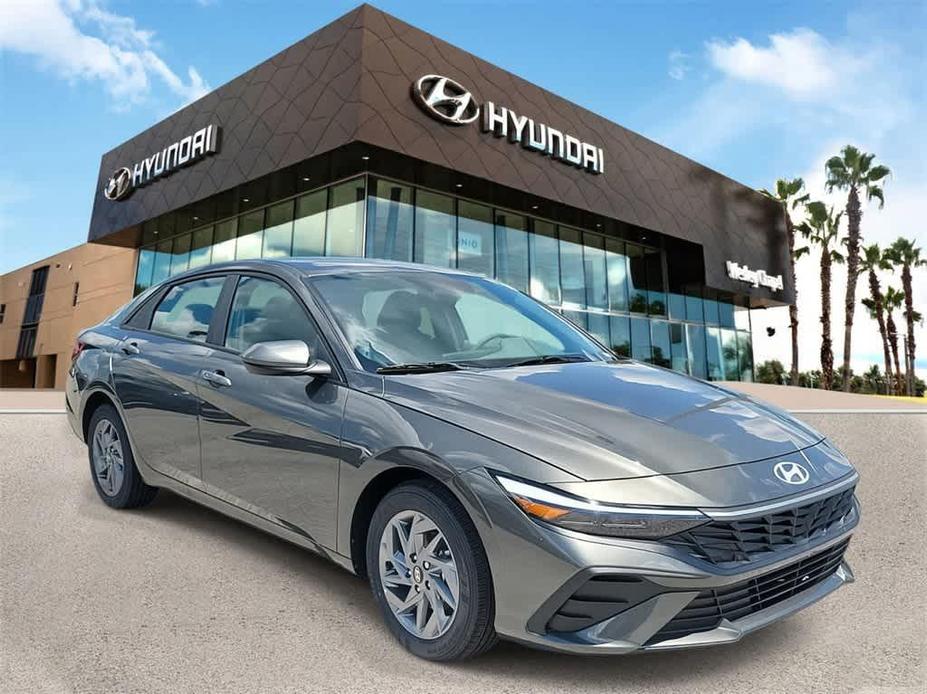 new 2024 Hyundai Elantra car, priced at $25,290