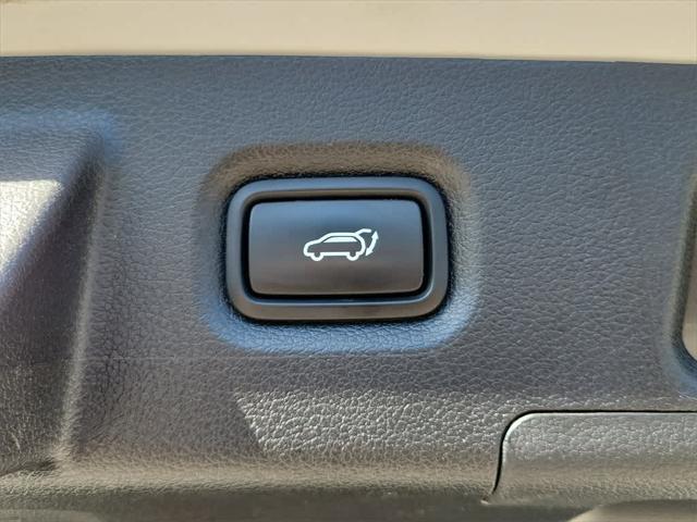 used 2023 Hyundai Santa Fe car, priced at $20,659