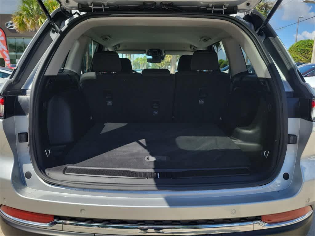 used 2023 Jeep Grand Cherokee car, priced at $20,323