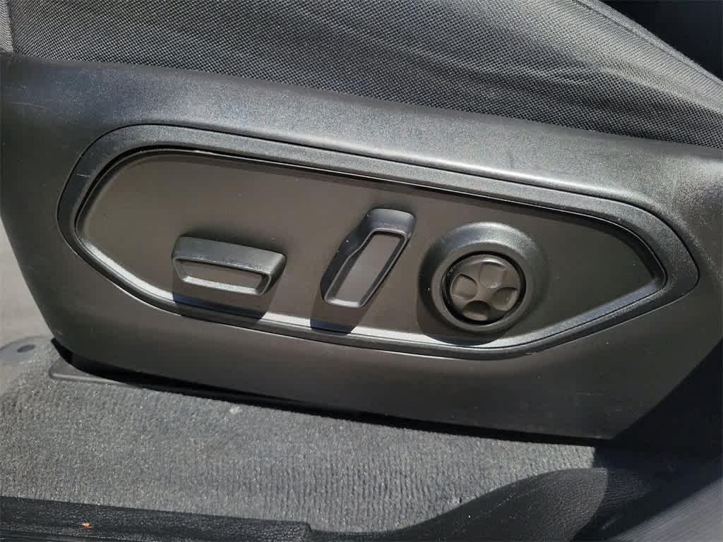 used 2023 Jeep Grand Cherokee car, priced at $20,323