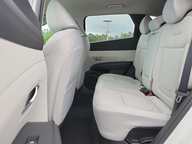 new 2025 Hyundai TUCSON Hybrid car, priced at $35,985