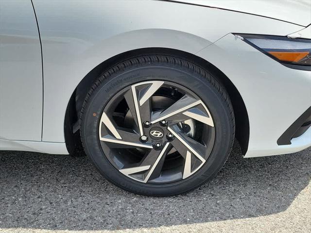 new 2025 Hyundai Elantra car, priced at $25,530