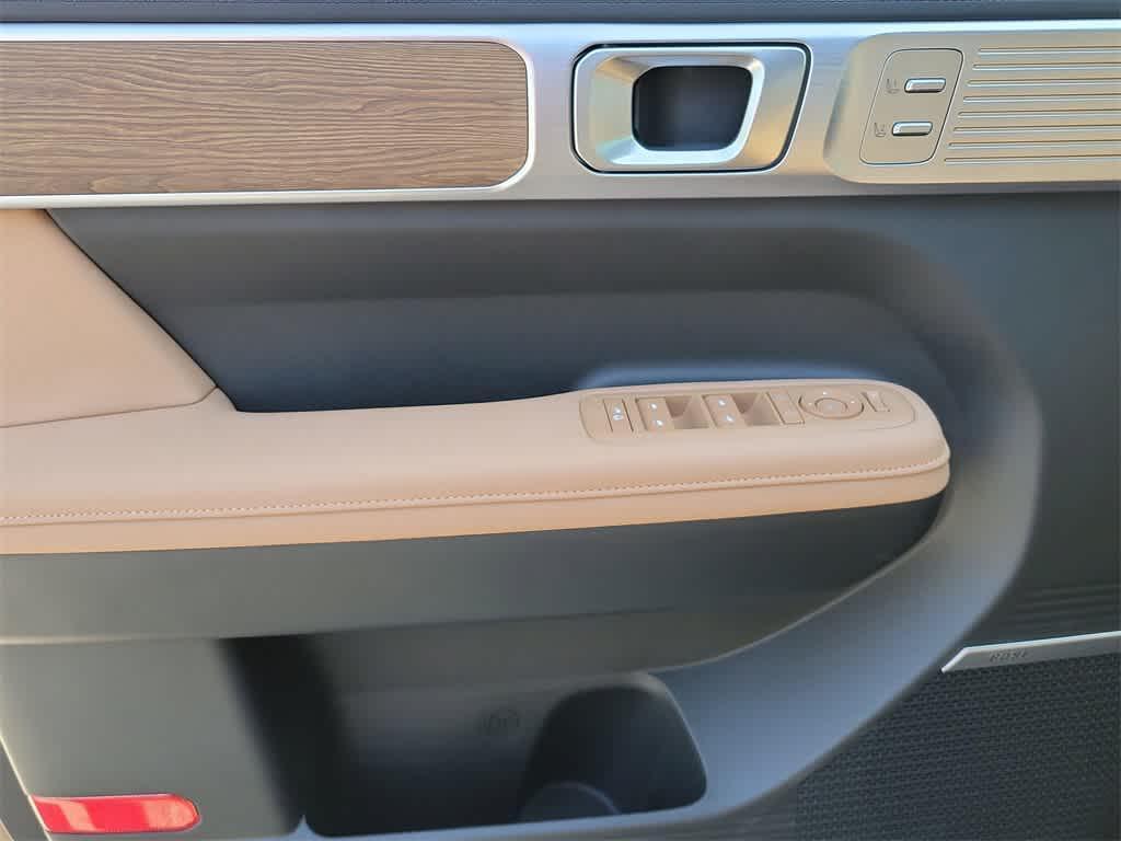 new 2025 Hyundai Santa Fe car, priced at $47,914