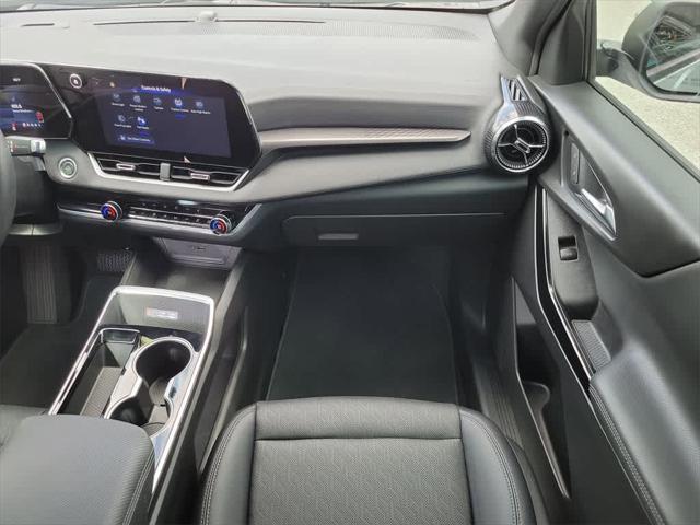 used 2025 Chevrolet Equinox car, priced at $25,462
