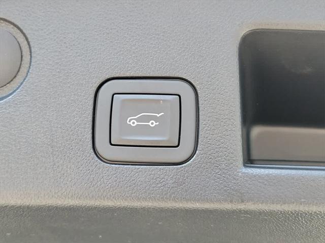 used 2025 Chevrolet Equinox car, priced at $25,462