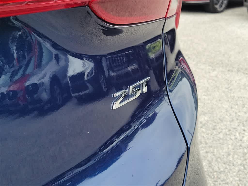 used 2022 Hyundai Santa Fe car, priced at $27,040