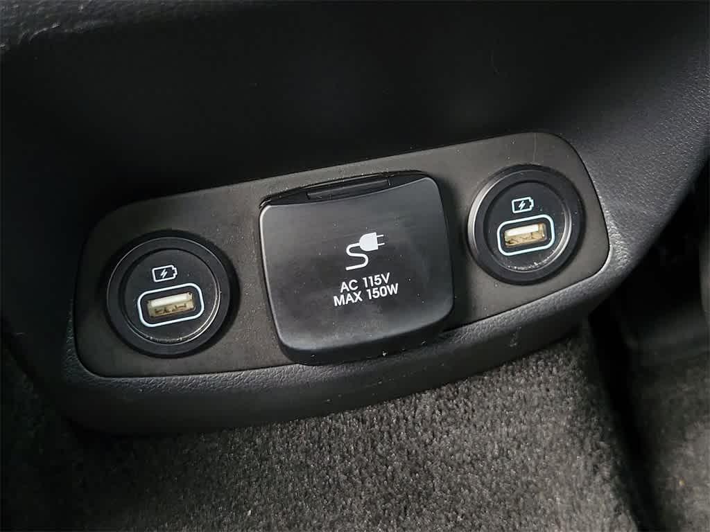 used 2022 Hyundai Santa Fe car, priced at $27,040