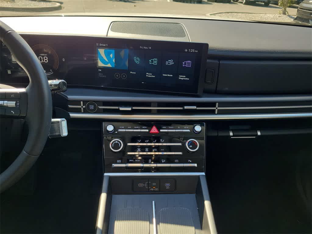 used 2025 Hyundai Santa Fe car, priced at $28,876