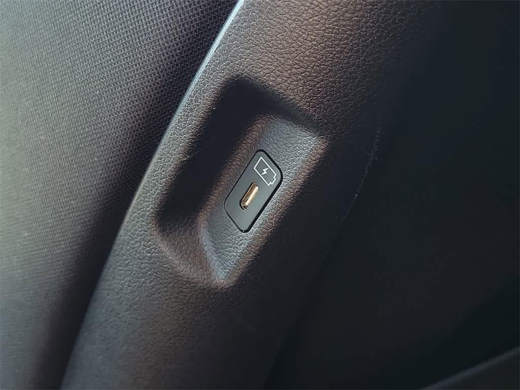 used 2025 Hyundai Santa Fe car, priced at $28,876