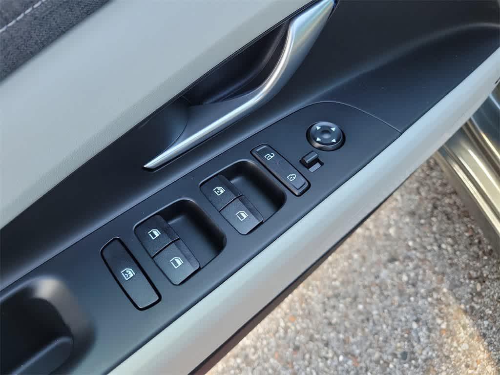 new 2025 Hyundai Elantra car, priced at $28,565