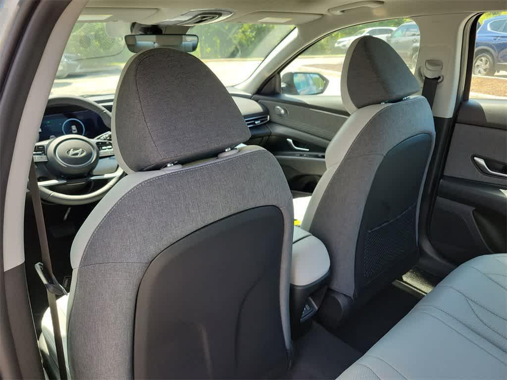 new 2025 Hyundai Elantra car, priced at $28,565