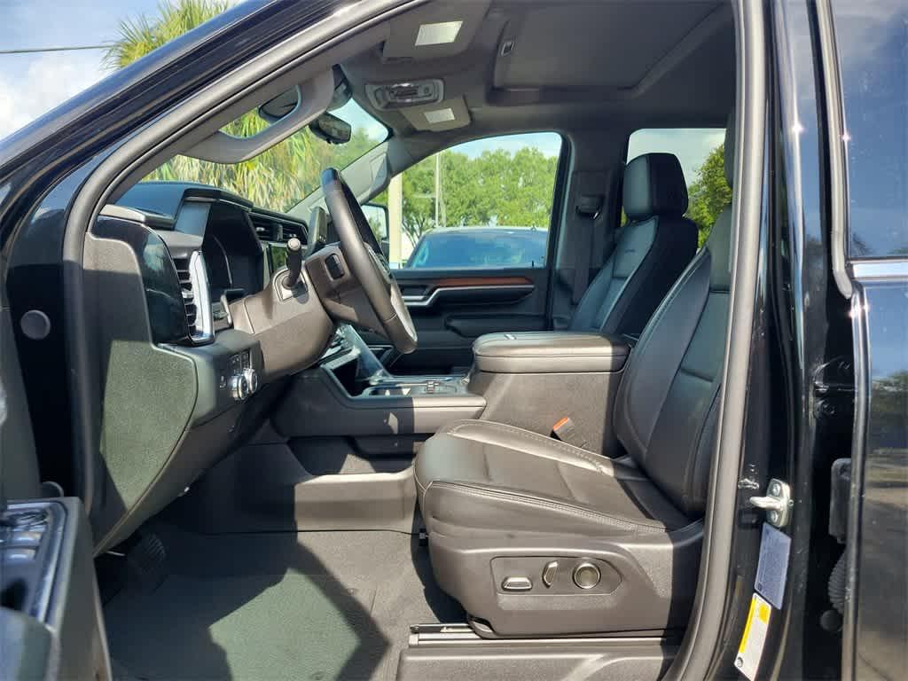 used 2024 GMC Sierra 2500 car, priced at $70,586