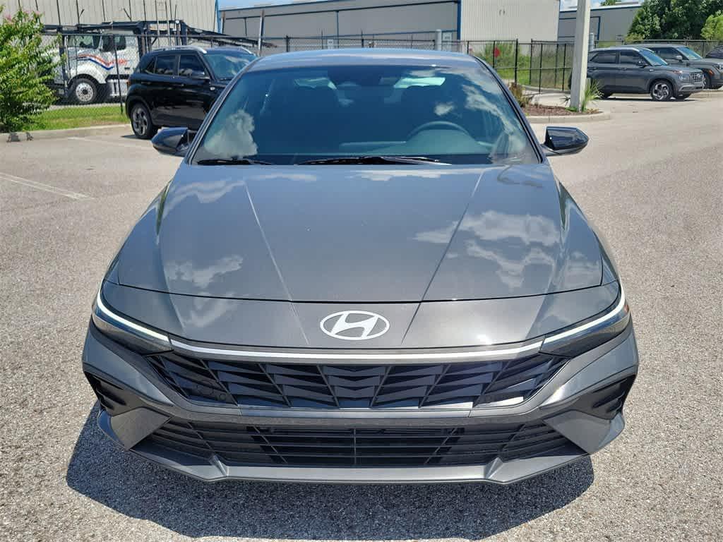 new 2025 Hyundai Elantra car, priced at $29,190