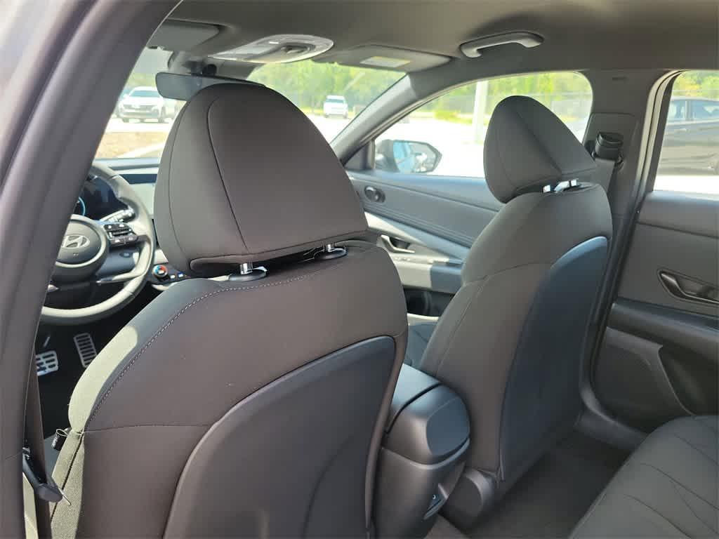 new 2025 Hyundai Elantra car, priced at $29,190