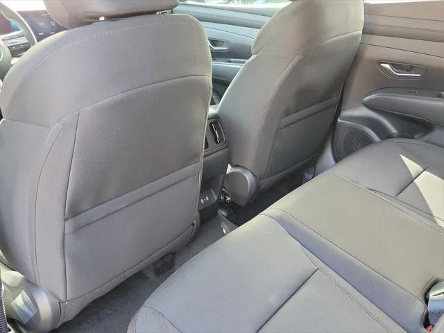 new 2025 Hyundai TUCSON Hybrid car, priced at $34,915