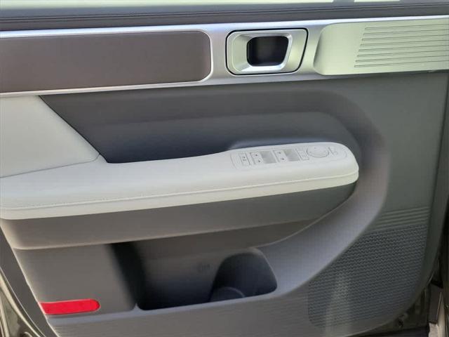 new 2025 Hyundai Santa Fe car, priced at $40,014