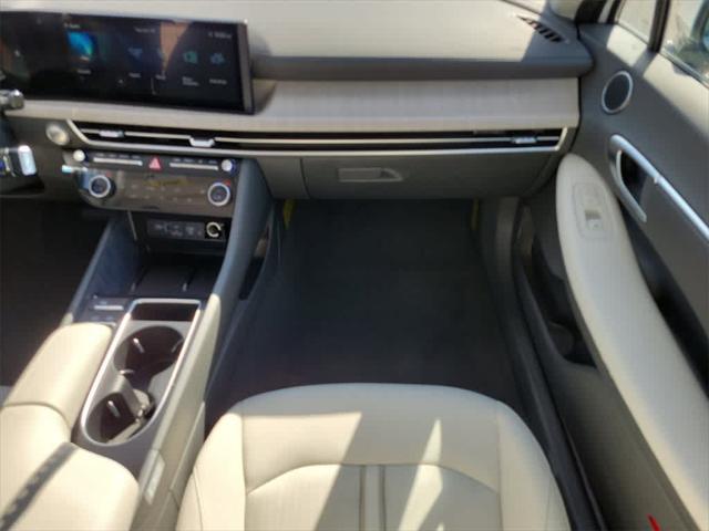 new 2025 Hyundai Sonata Hybrid car, priced at $33,575