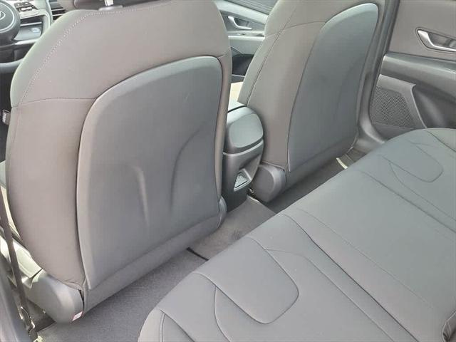 new 2025 Hyundai ELANTRA HEV car, priced at $27,225