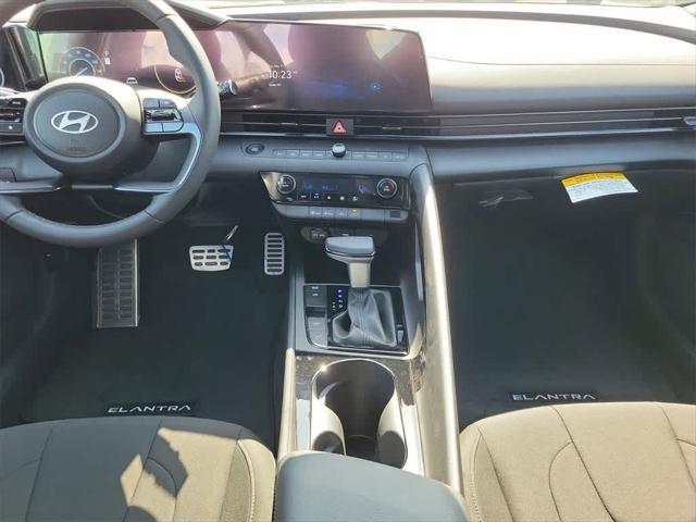 new 2025 Hyundai Elantra car, priced at $29,245