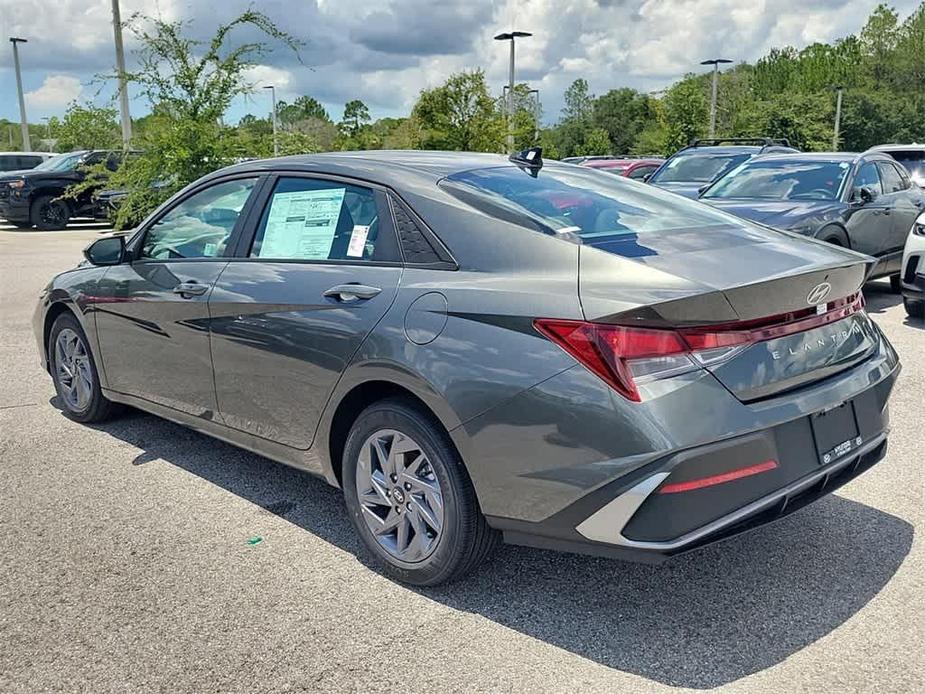 new 2024 Hyundai Elantra car, priced at $25,290