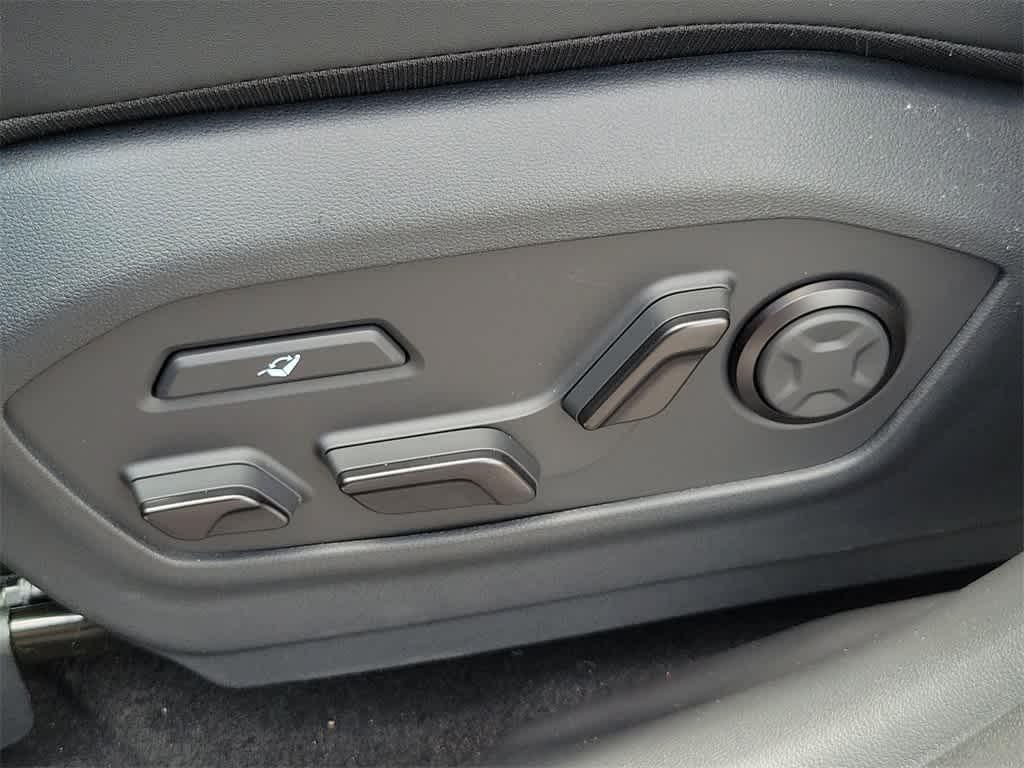 new 2025 Hyundai SANTA FE HEV car, priced at $52,880