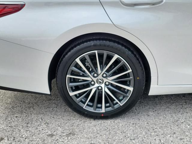 used 2022 Lexus ES 350 car, priced at $31,483