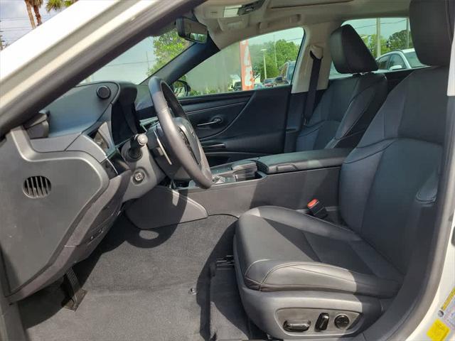 used 2022 Lexus ES 350 car, priced at $31,483