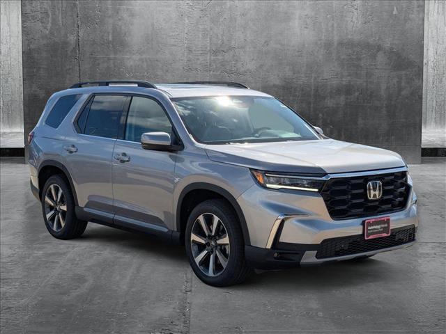 new 2025 Honda Pilot car, priced at $49,995