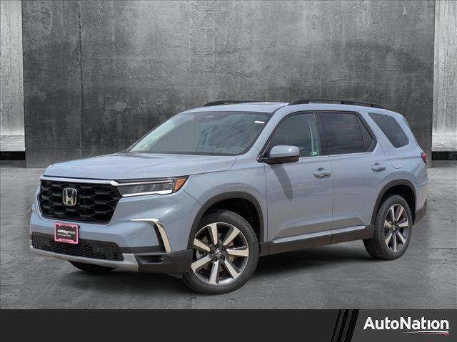 new 2025 Honda Pilot car, priced at $49,995