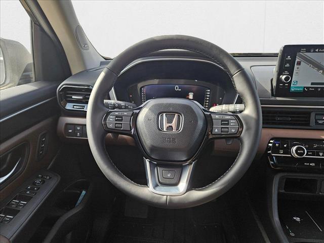 new 2025 Honda Pilot car, priced at $55,260