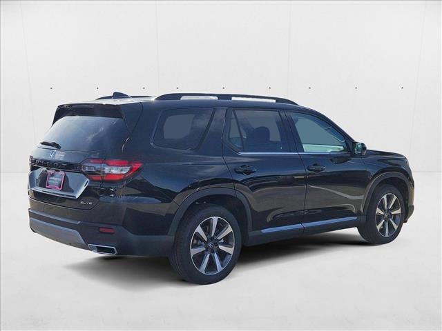 new 2025 Honda Pilot car, priced at $55,260