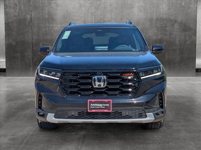 new 2025 Honda Pilot car, priced at $49,995