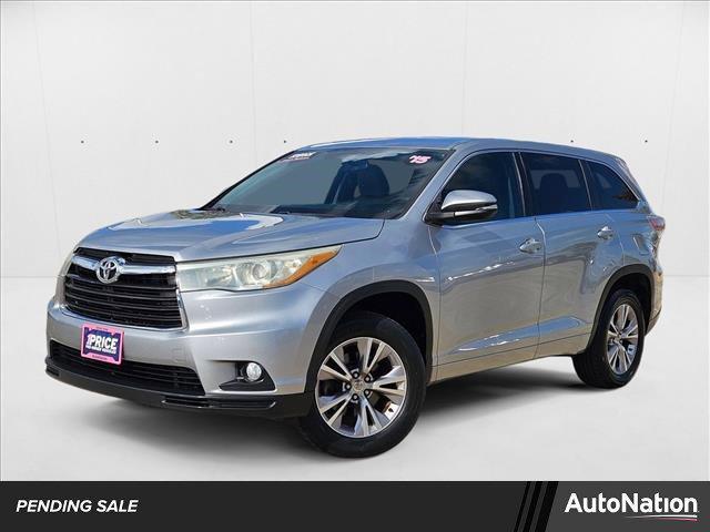 used 2015 Toyota Highlander car, priced at $11,995