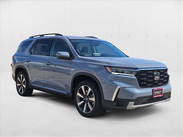 new 2025 Honda Pilot car, priced at $49,405