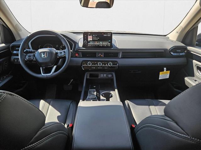 new 2025 Honda Pilot car, priced at $49,405