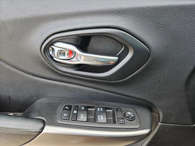 used 2022 Jeep Cherokee car, priced at $22,495