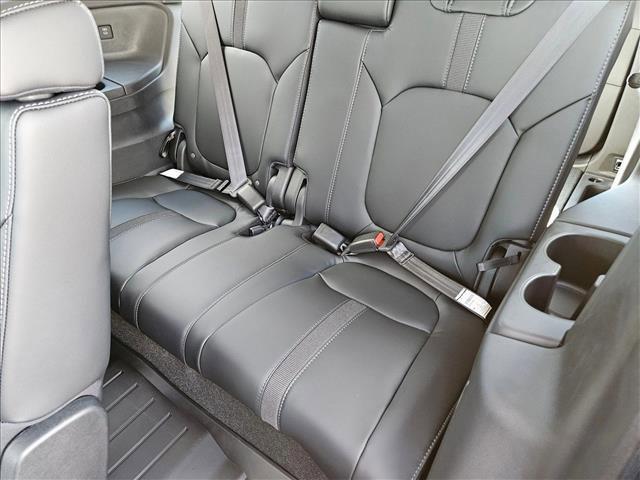 new 2025 Honda Pilot car, priced at $49,450