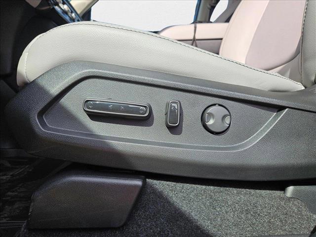 new 2025 Honda Pilot car, priced at $45,700