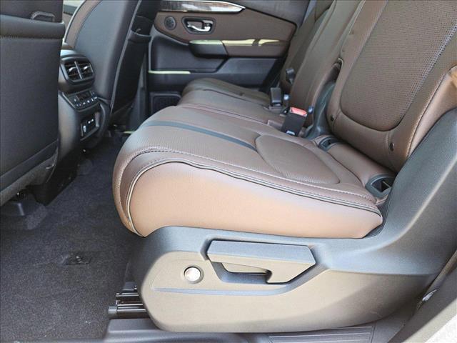 new 2025 Honda Pilot car, priced at $54,530