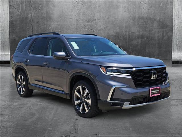 new 2025 Honda Pilot car, priced at $54,530