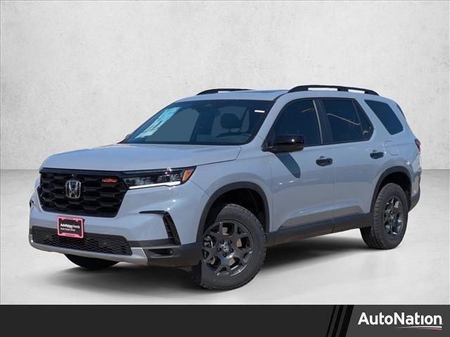 new 2025 Honda Pilot car, priced at $51,350