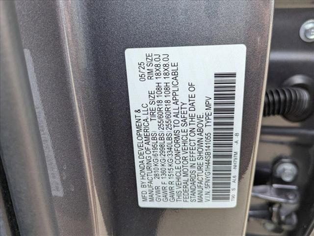 new 2025 Honda Pilot car, priced at $45,995