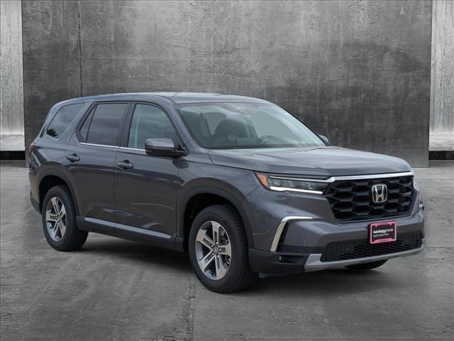 new 2025 Honda Pilot car, priced at $45,995