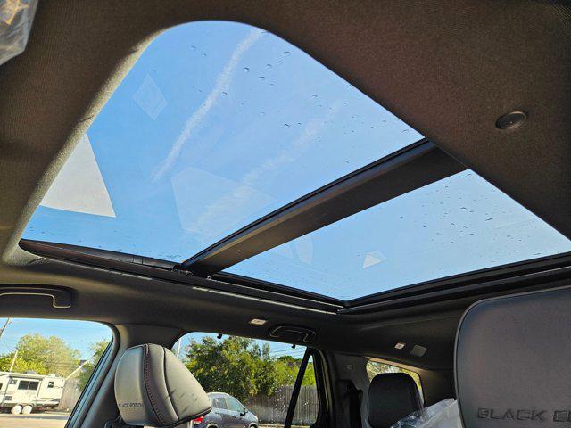 new 2025 Honda Pilot car, priced at $56,075